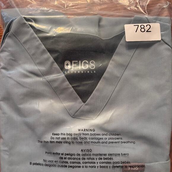 Figs Reversible Scrub Top Grey Women's Size XL Snap closure at Neck Healthcare - Picture 12 of 12